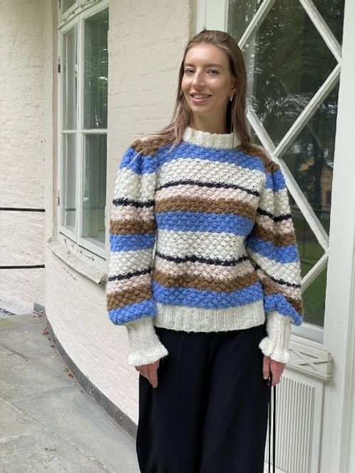 Hovedbilde Molly Sweater. Oppskrift.