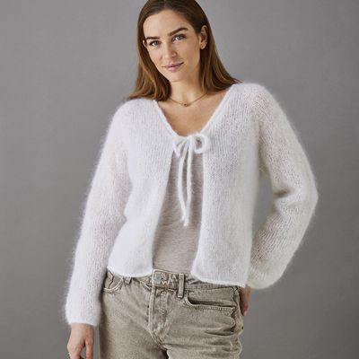 Cardigan med i cord kanter. Oppskrift.