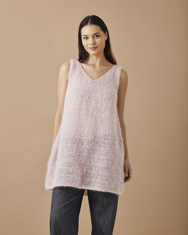 Spencerkjole med hullmønster. Garnpakke